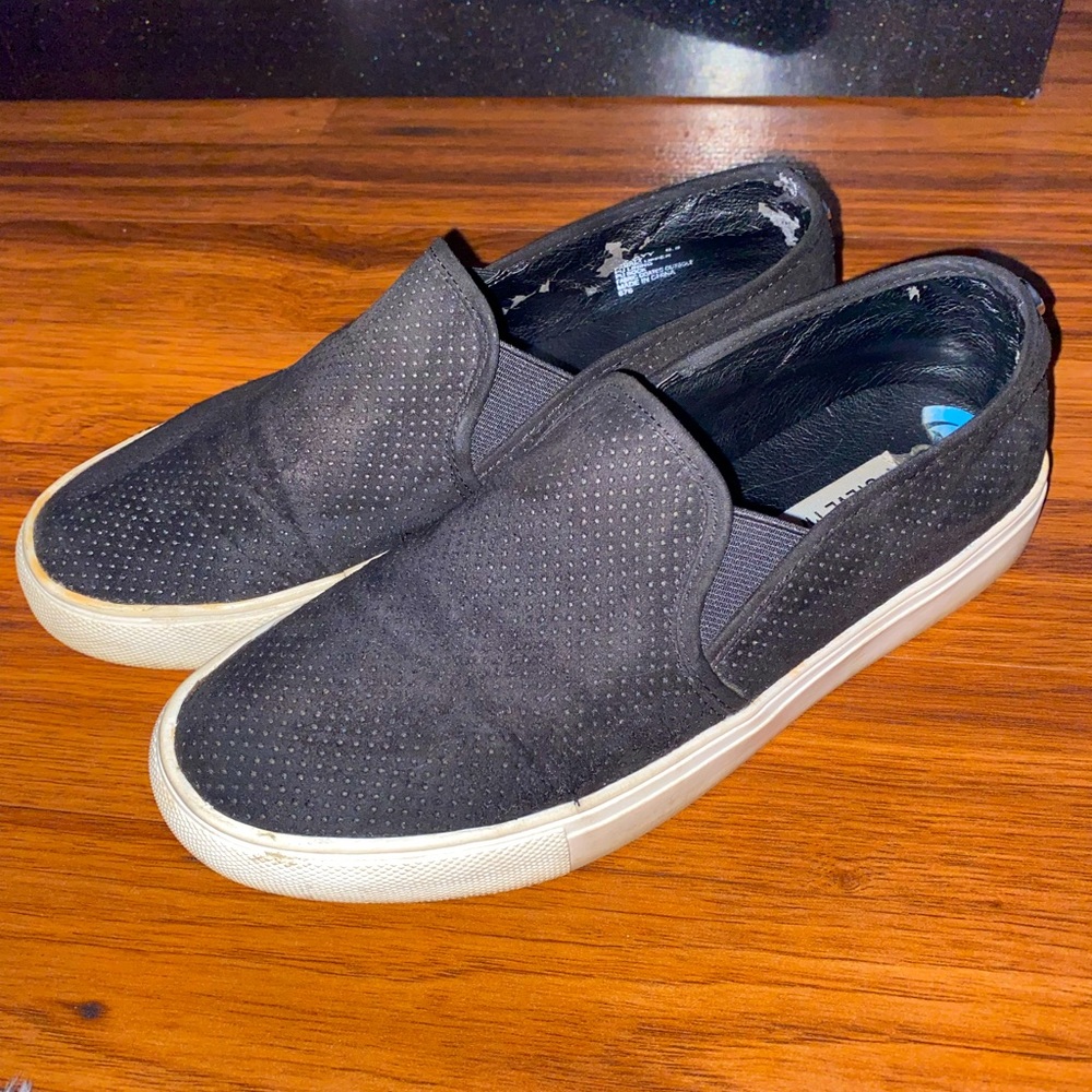 Steve Madden black slip on sneakers